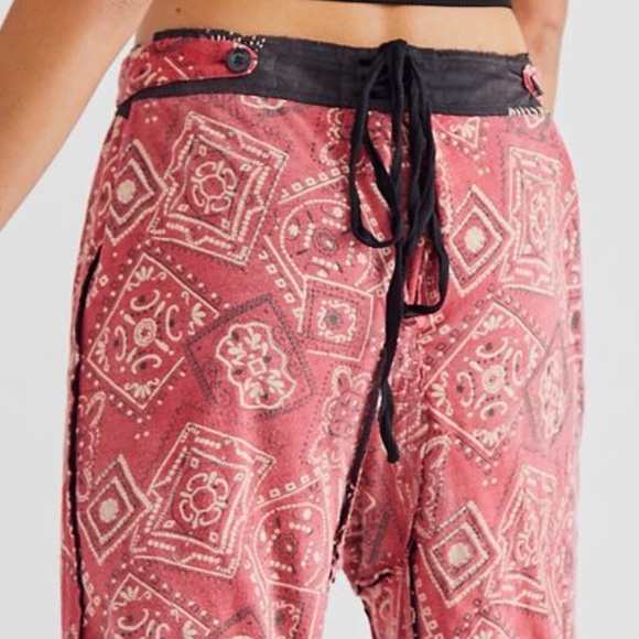 Magnolia Pearl Whistlestop Joggers - Picture 6 of 8